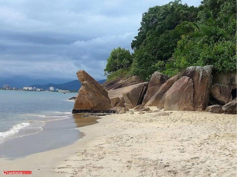 Apto Lindo E Aconchegante Com Piscina 202A Caraguatatuba Luaran gambar